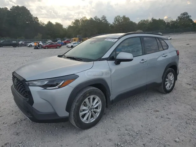 Toyota LE 4dr Sedan CVT — миниатюра 1