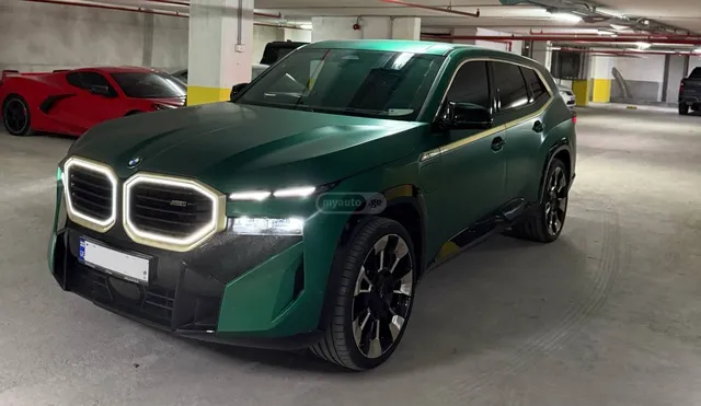 BMW Base 4dr All-Wheel Drive Sport — миниатюра 1