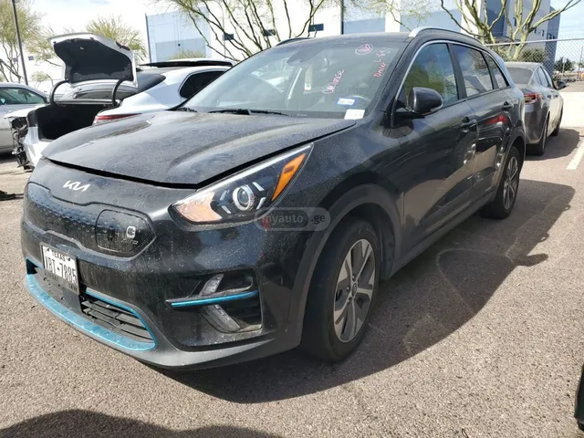 Kia EX — миниатюра 1