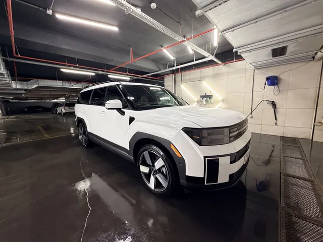 Hyundai Limited — миниатюра 1