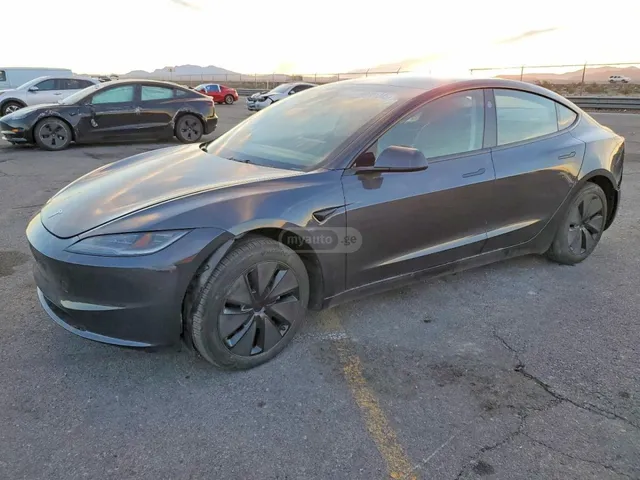 Tesla Standart — миниатюра 1