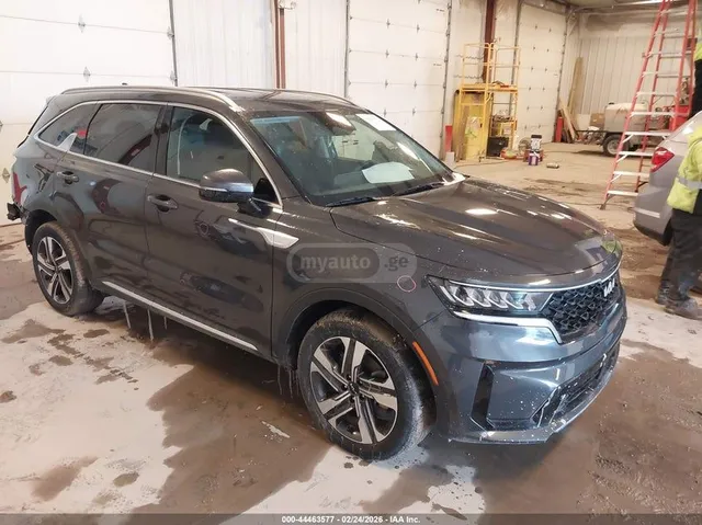 Kia EX — миниатюра 1