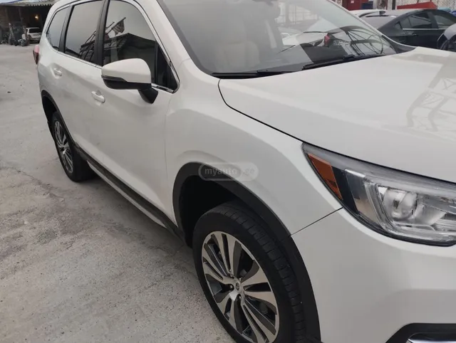 Subaru Limited All-Wheel Drive CVT — миниатюра 1