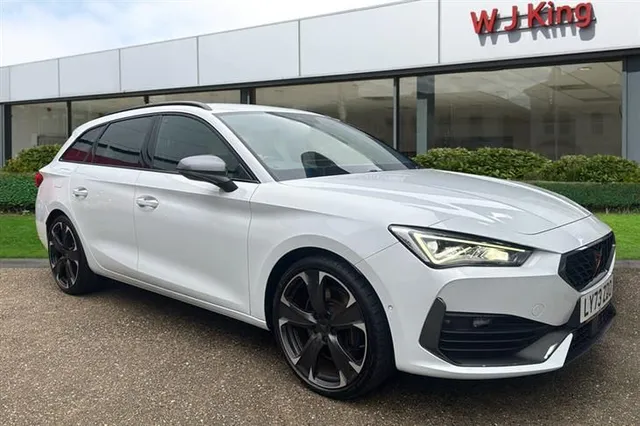Cupra Leon Cupra Leon NF 1.4 Ehybrid 12.8kwh Vz2 Estate 5dr Petrol Plug In Hybrid Dsg Euro 6 (s/s) (245 Ps) — миниатюра 1