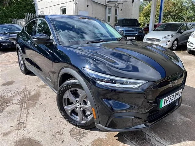 Ford Mustang Mach-E Ford Mustang Mach-E Standard Range 70kWh 5dr — миниатюра 1