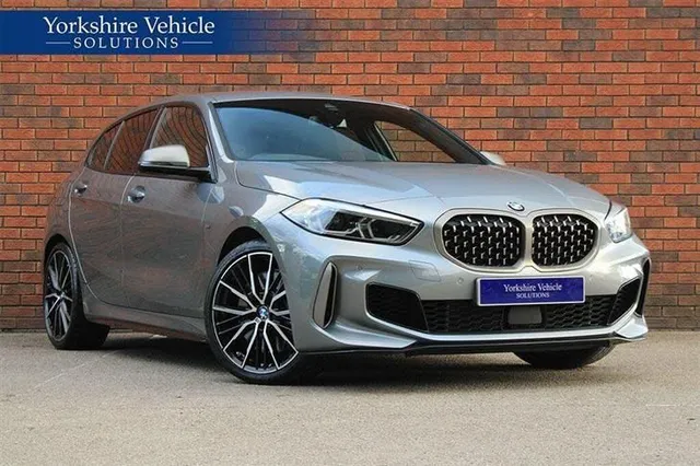 BMW M135i BMW 1 Series 2.0 M135i Auto xDrive Euro 6 (s/s) 5dr — миниатюра 1