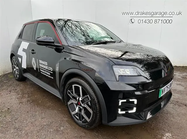 Renault 5 E-Tech Renault R5 E-Tech 110kW Techno Comfort Range 52kWh 5dr Auto — миниатюра 1