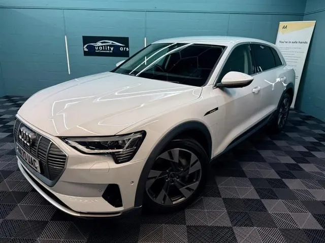 Audi e-tron Audi E-Tron 50 Sport Auto quattro 5dr 71.2kWh — миниатюра 1