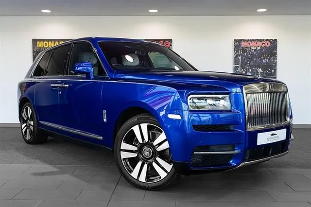 Rolls-Royce Cullinan 6.75 V12 SUV 5dr Petrol Auto 4WD Euro 6 (563 bhp) — миниатюра 1