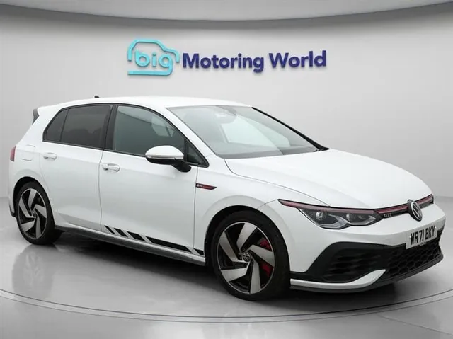 Volkswagen Golf GTI Mk8 Volkswagen Golf 2.0 TSI GTI Clubsport Hatchback 5dr Petrol DSG Euro 6 (s/s) (300 ps) — миниатюра 1