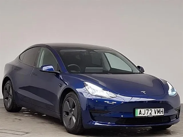 Tesla Model 3 Tesla Model 3 RWD 4dr Auto — миниатюра 1