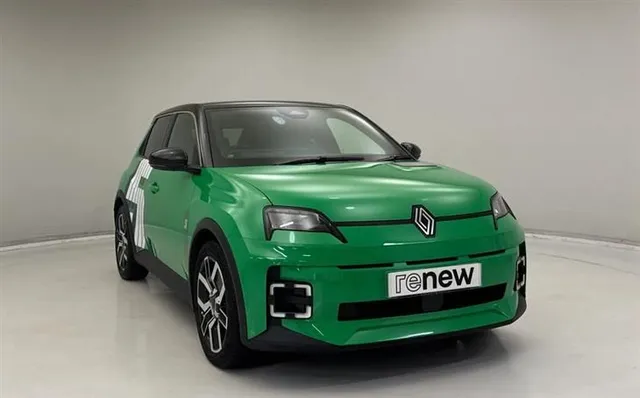 Renault 5 E-Tech Renault R5 E-Tech 110kW Techno Comfort Range 52kWh 5dr Auto — миниатюра 1