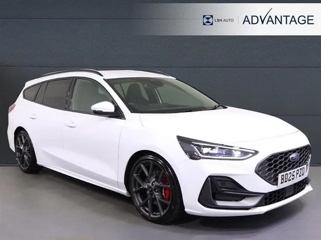 Ford Focus ST Ford Focus 2.3 EcoBoost ST 5dr Auto — миниатюра 1