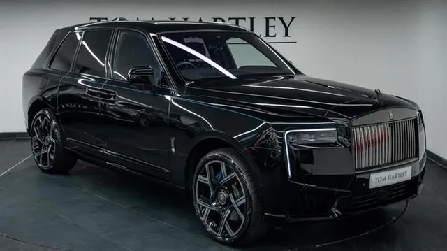 Rolls-Royce Cullinan Rolls-Royce Cullinan Series II Black Badge — миниатюра 1