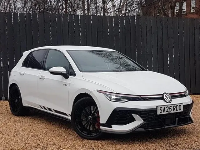 Volkswagen Golf GTI Mk8 Volkswagen Golf 2.0 TSI 300 GTI Clubsport 5dr DSG — миниатюра 1
