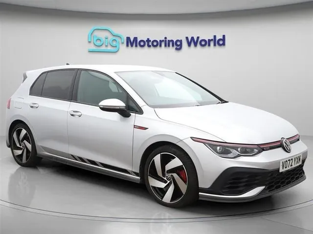 Volkswagen Golf GTI Mk8 Volkswagen Golf 2.0 TSI GTI Clubsport Hatchback 5dr Petrol DSG Euro 6 (s/s) (300 ps) — миниатюра 1
