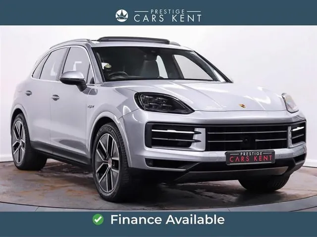 Porsche Cayenne Porsche Cayenne 3.0 V6 E-Hybrid 25.9kWh SUV 5dr Petrol Plug-in Hybrid TiptronicS 4WD Euro 6 (s/s) (470 ps) — миниатюра 1