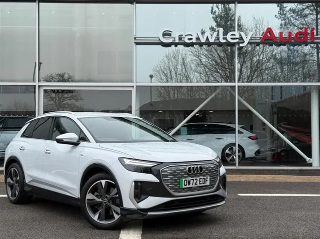 Audi e-tron Audi Q4 E-Tron 40 S line SUV 5dr Electric Auto 82kWh (204 ps) — миниатюра 1