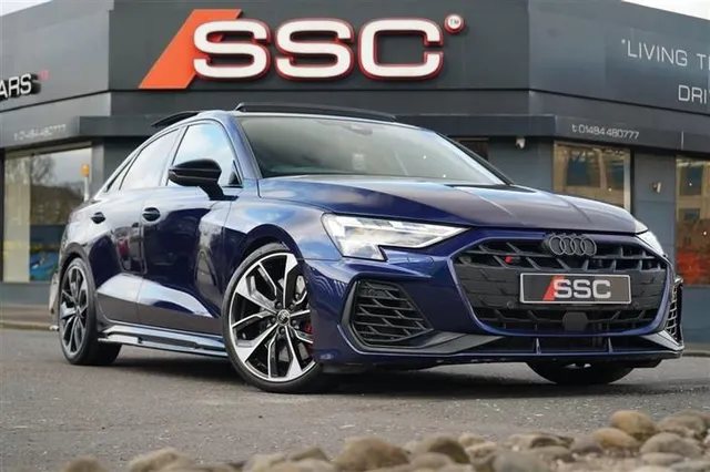 Audi S3 Audi S3 2.0 TFSI Black Edition S Tronic quattro Euro 6 (s/s) 4dr — миниатюра 1