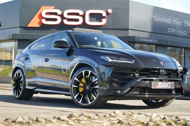 Lamborghini Urus Lamborghini Urus 4.0 V8 BiTurbo Auto 4WD Euro 6 5dr — миниатюра 1