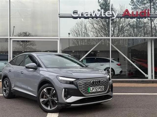 Audi e-tron Audi Q4 E-Tron 40 S line Sportback 5dr Electric Auto 82kWh (204 ps) — миниатюра 1