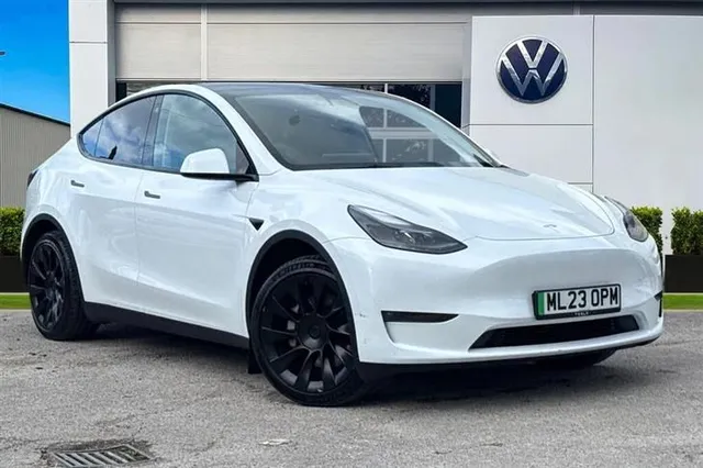 Tesla Model Y Tesla Model Y (Dual Motor) Long Range Auto 4WDE 5dr — миниатюра 1