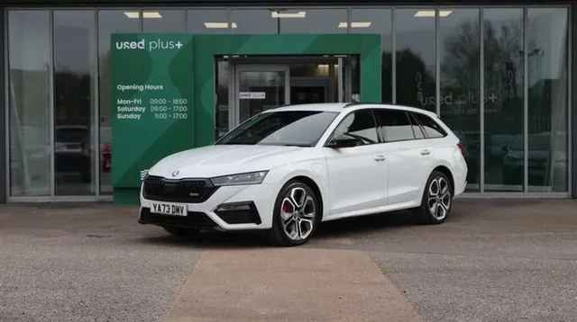 Skoda Octavia vRS Skoda Octavia 1.4 TSI iV vRS 5dr DSG — миниатюра 1