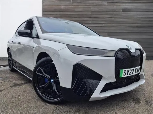 BMW iX BMW iX 40 76.6kWh M Sport SUV 5dr Electric Auto xDrive (326 ps) — миниатюра 1