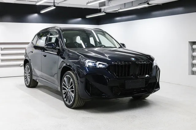 BMW X1 xDrive25Li M Sport Package — миниатюра 1