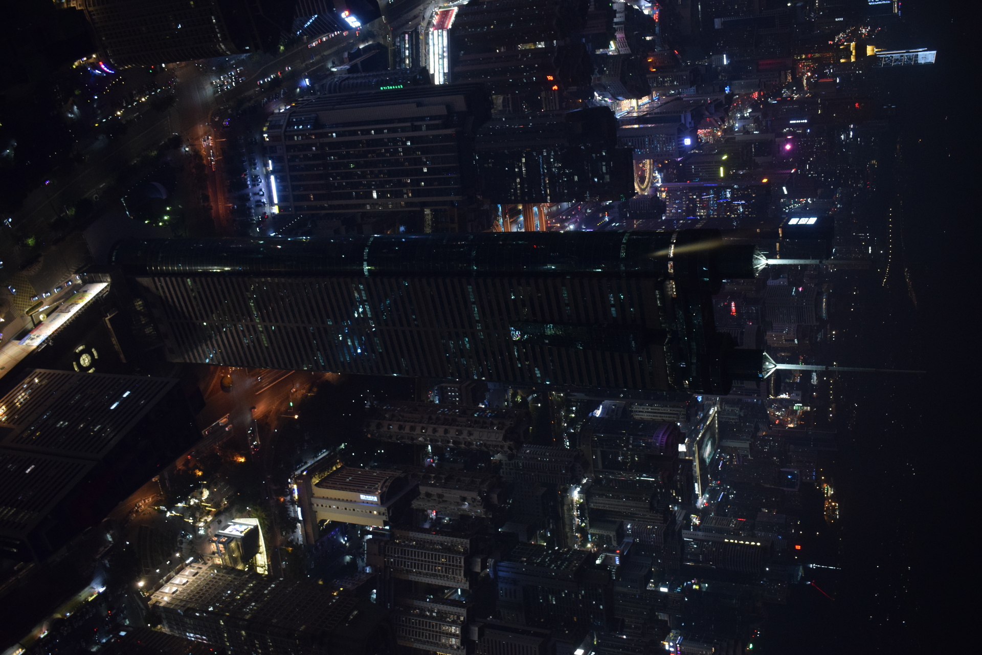 night_town_view_2_vertical.JPG