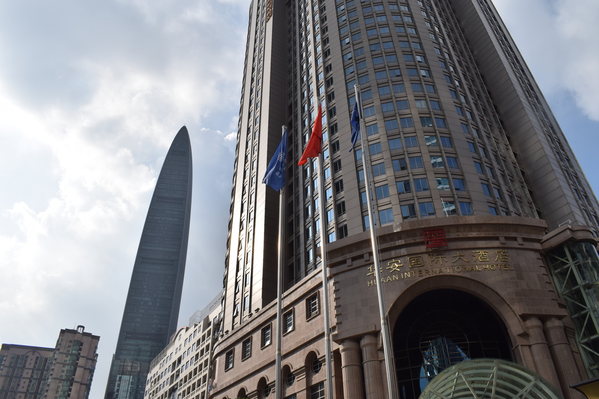 the_most_big_skyscraper_in_day_3.JPG
