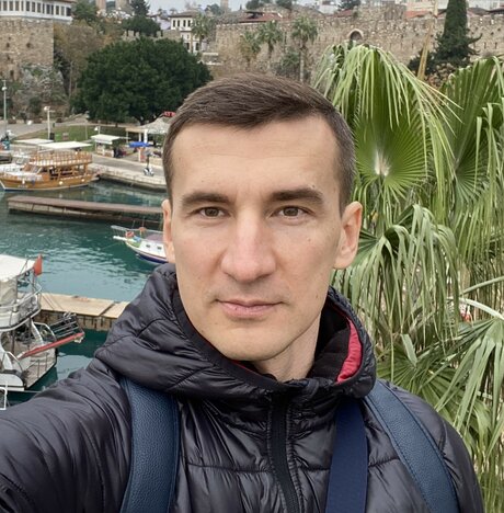 Андрей Попов