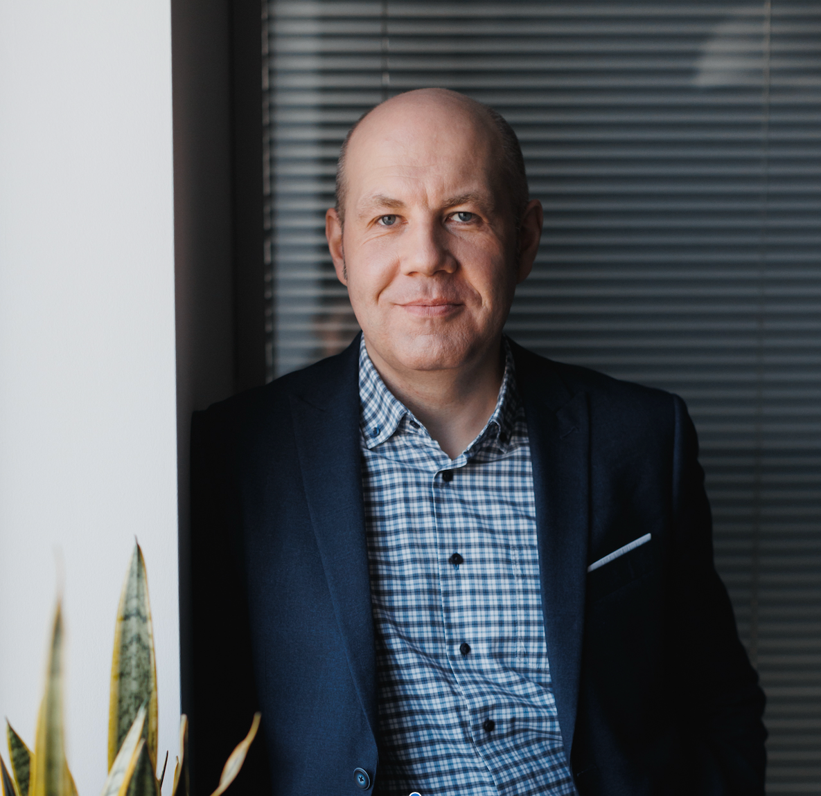 Антон Салов