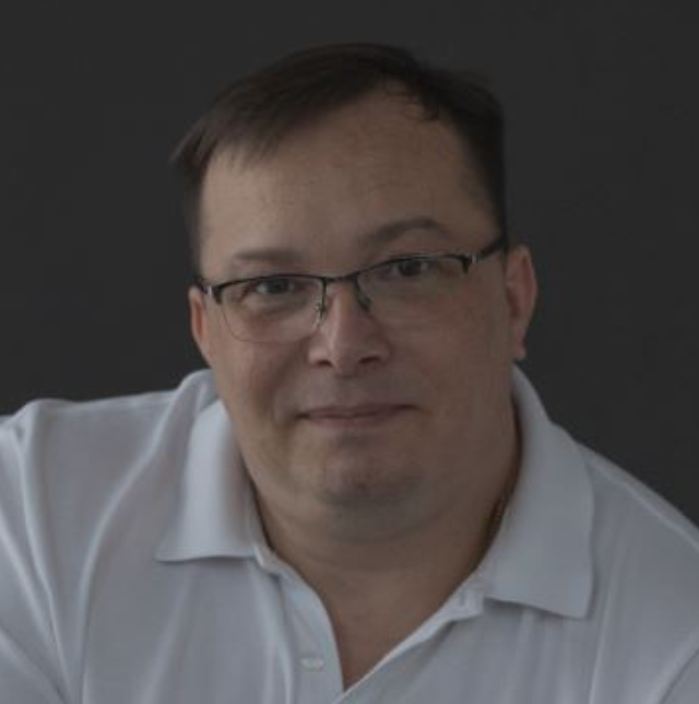Сергей Наделяев