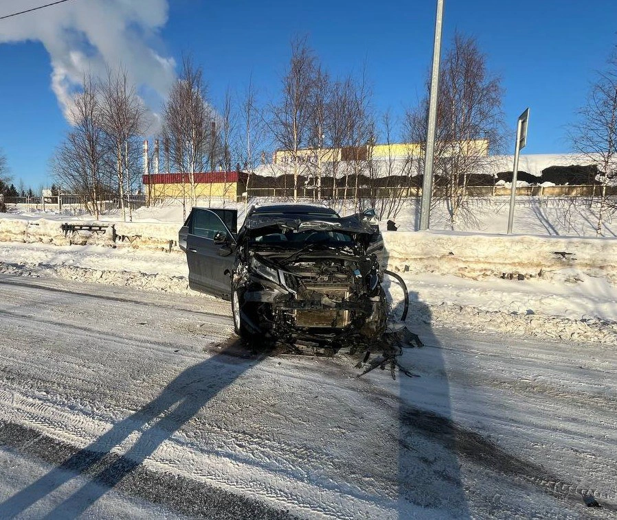 В ДТП в Муравленко пострадали три человека