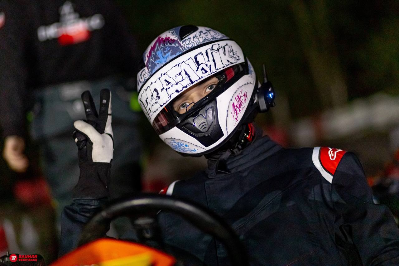 Бахарев Даниил