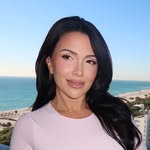 JACQUELINE GOLDRICH | BEAUTY & BUSINESS