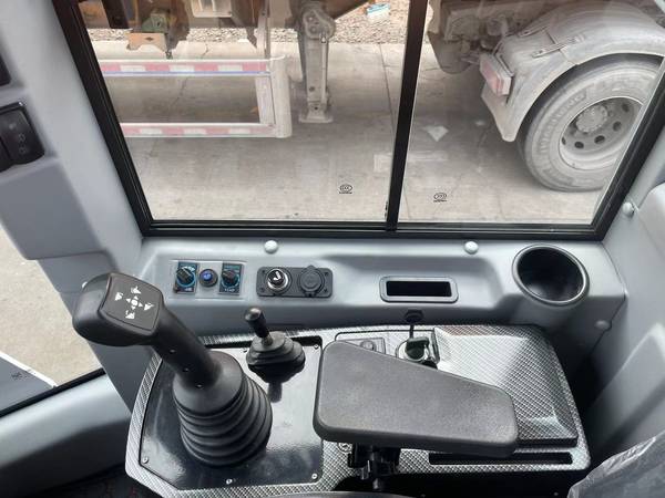 Фронтальные погрузчики - Случайное фото к тексту №3