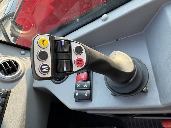 Телескопические погрузчики - Случайное фото к тексту №3