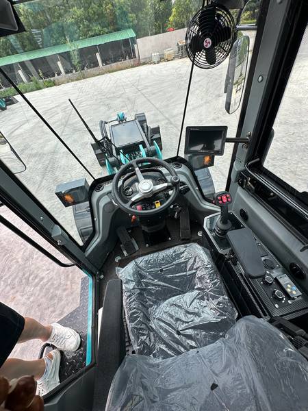 Телескопические погрузчики - Случайное фото к тексту №5