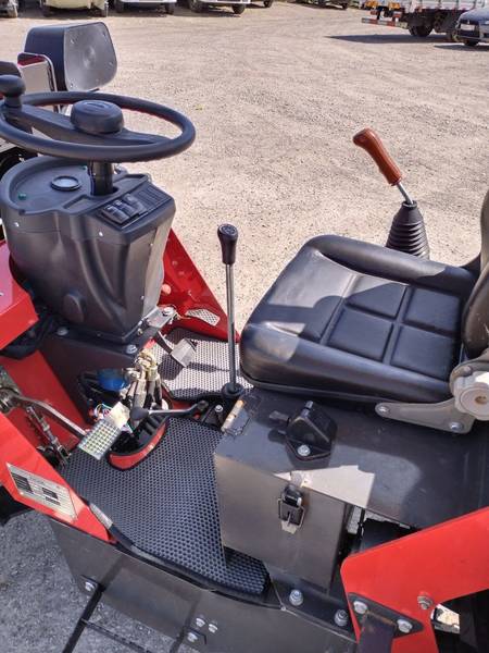 Сельхоз погрузчики - Случайное фото к тексту №1