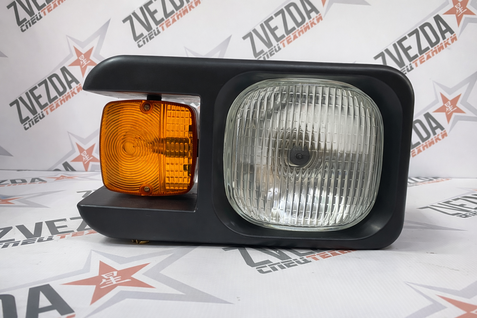 Фара LX180F правая