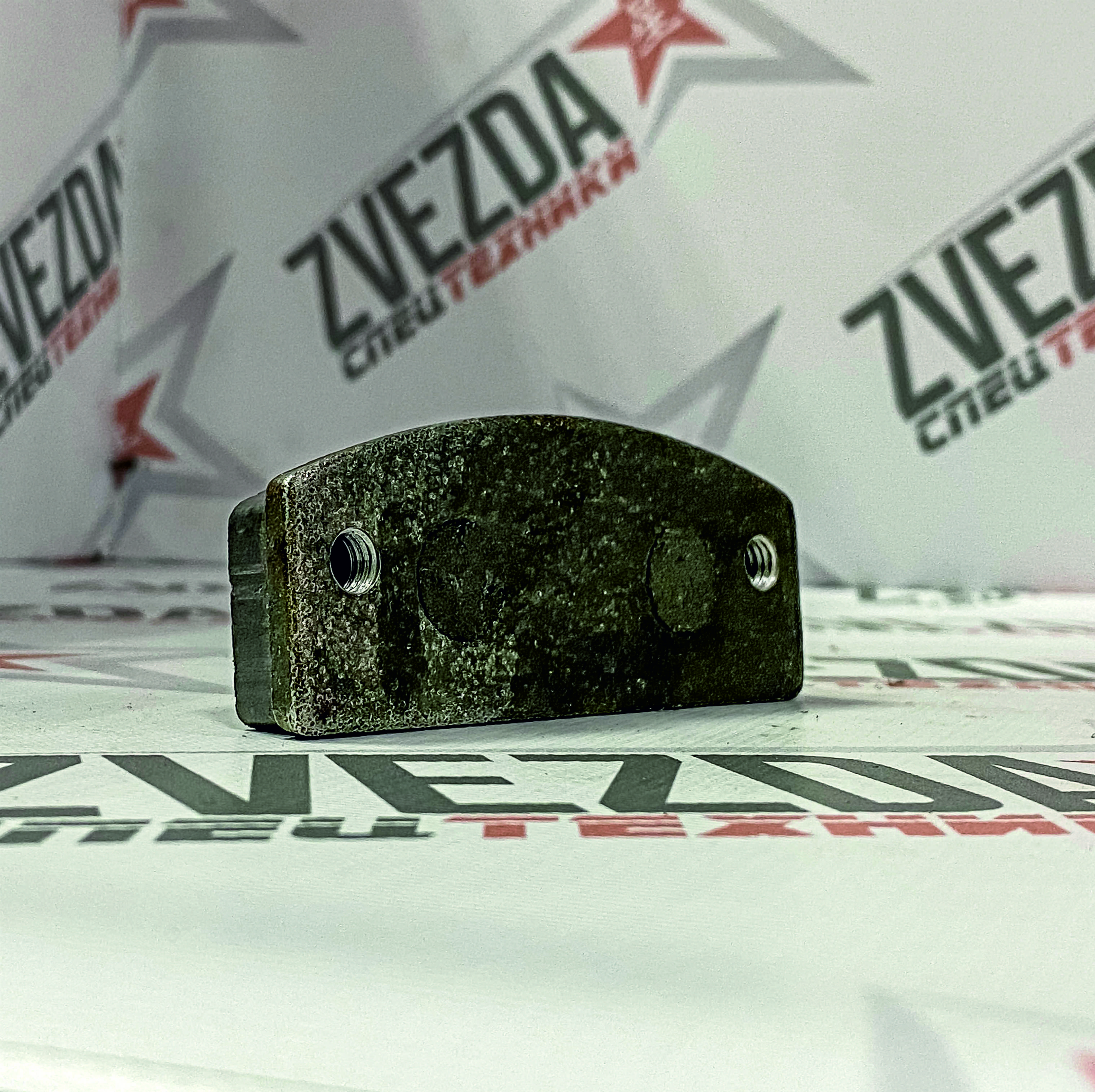 Колодка тормозная дискового ручника