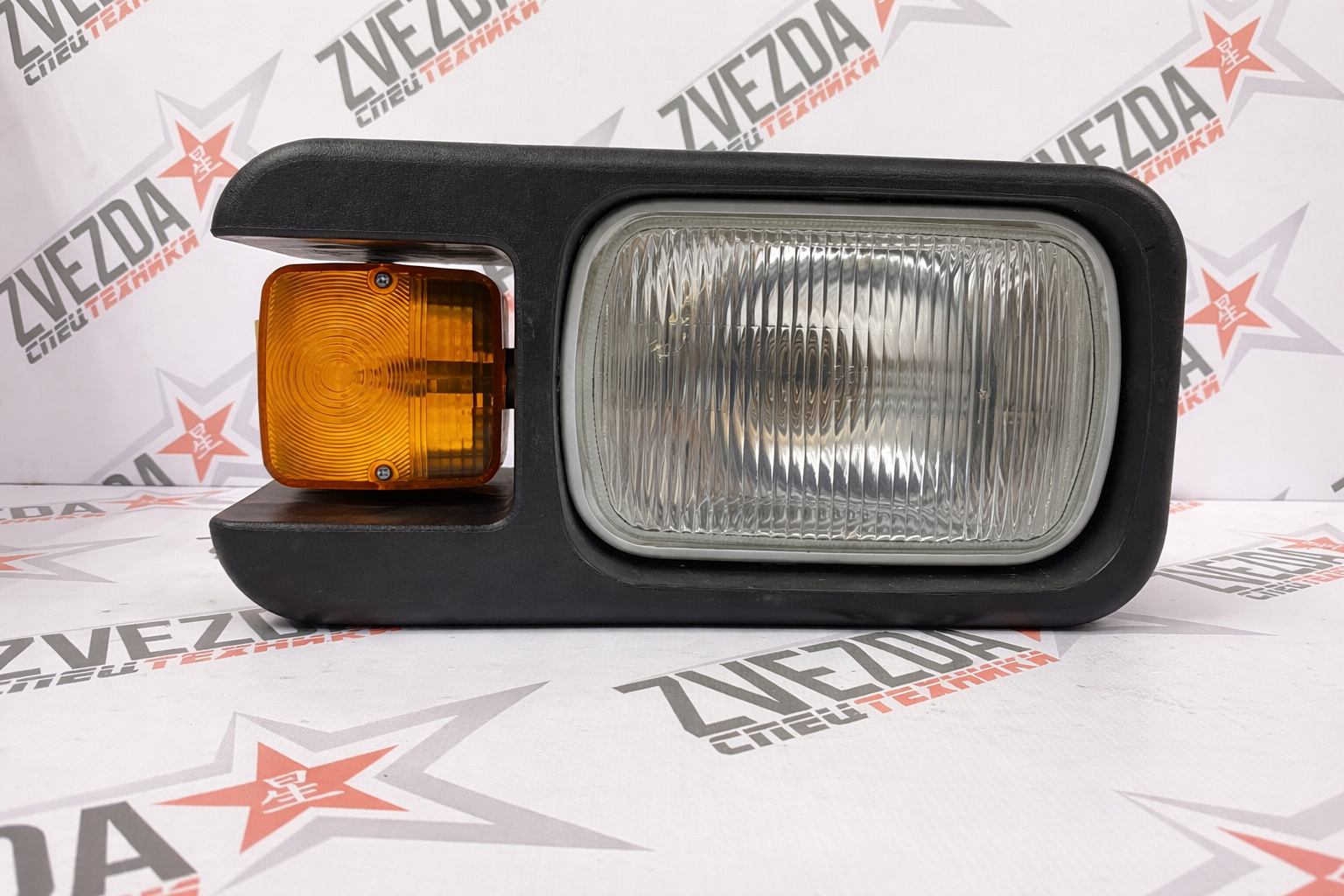 Фара LX300F правая (4 креп)