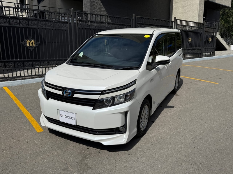 Toyota Voxy 2014 — аренда и прокат в Иркутске | А-Прокат