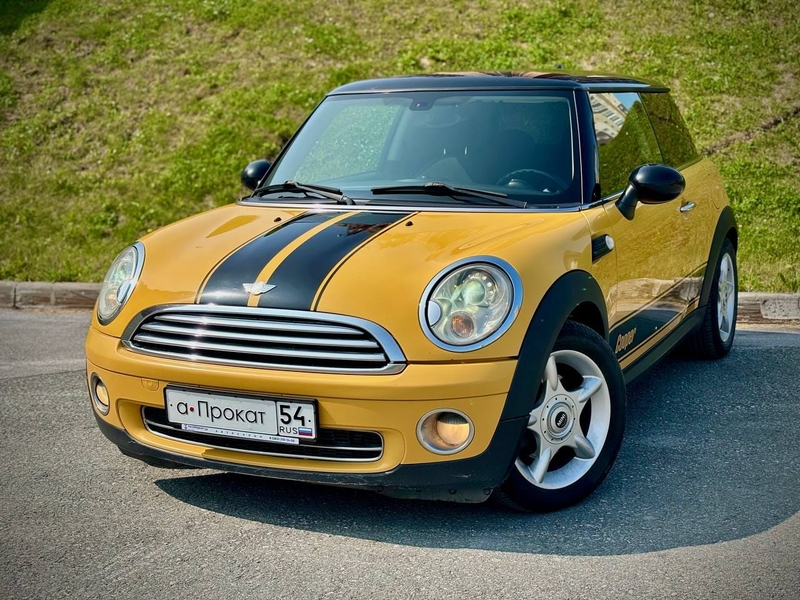Mini MINI Cooper 2010 — аренда и прокат в Новосибирске | А-Прокат