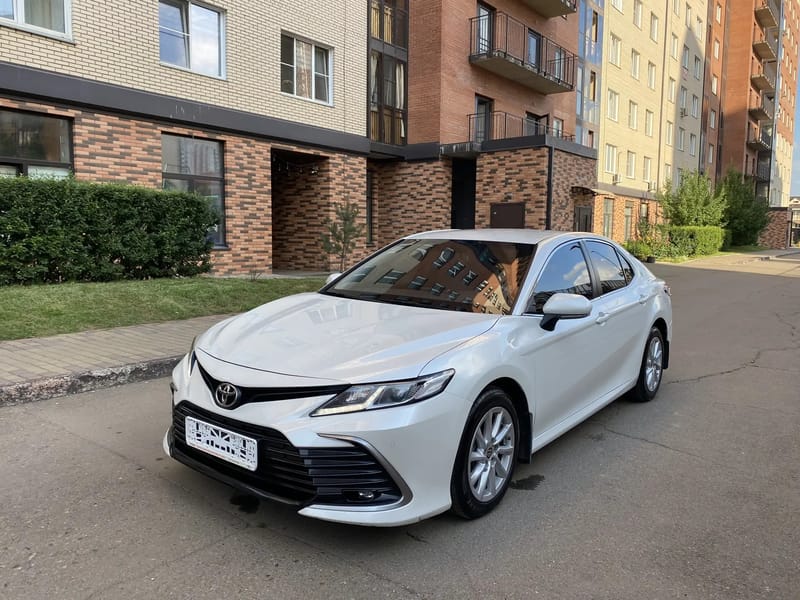 Toyota Camry 2021 — аренда и прокат в Красноярске | А-Прокат